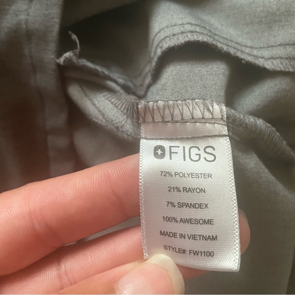 FIGS | TOP - Picture 5 of 6